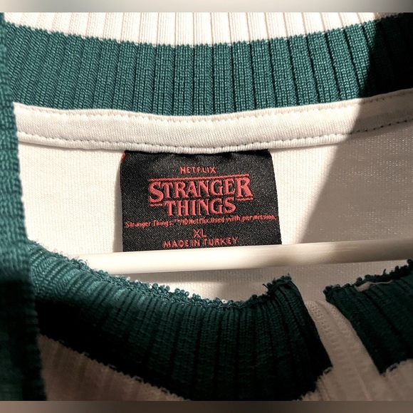 Netflix Stranger Things | Official Hawkins School Full Zip Sweater | XL | Rad!! - Picture 9 of 11
